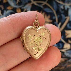 Antique 1930s Bliss Bros 10K Gold-Filled Engraved Floral Heart Locket